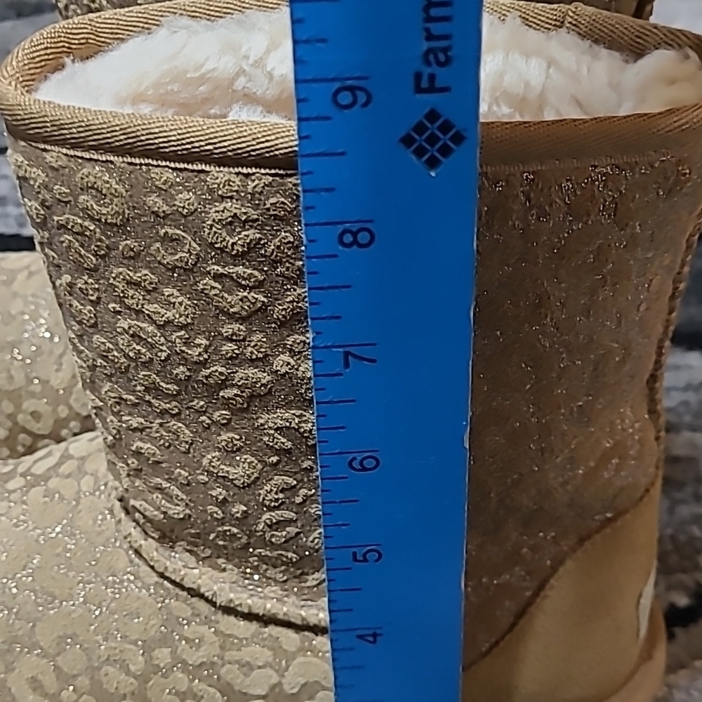 UGG GLITTER SNOW LEOPARD PRINT CLASSIC SHORT CHESTNUT BOOTS - Picture 8 of 15